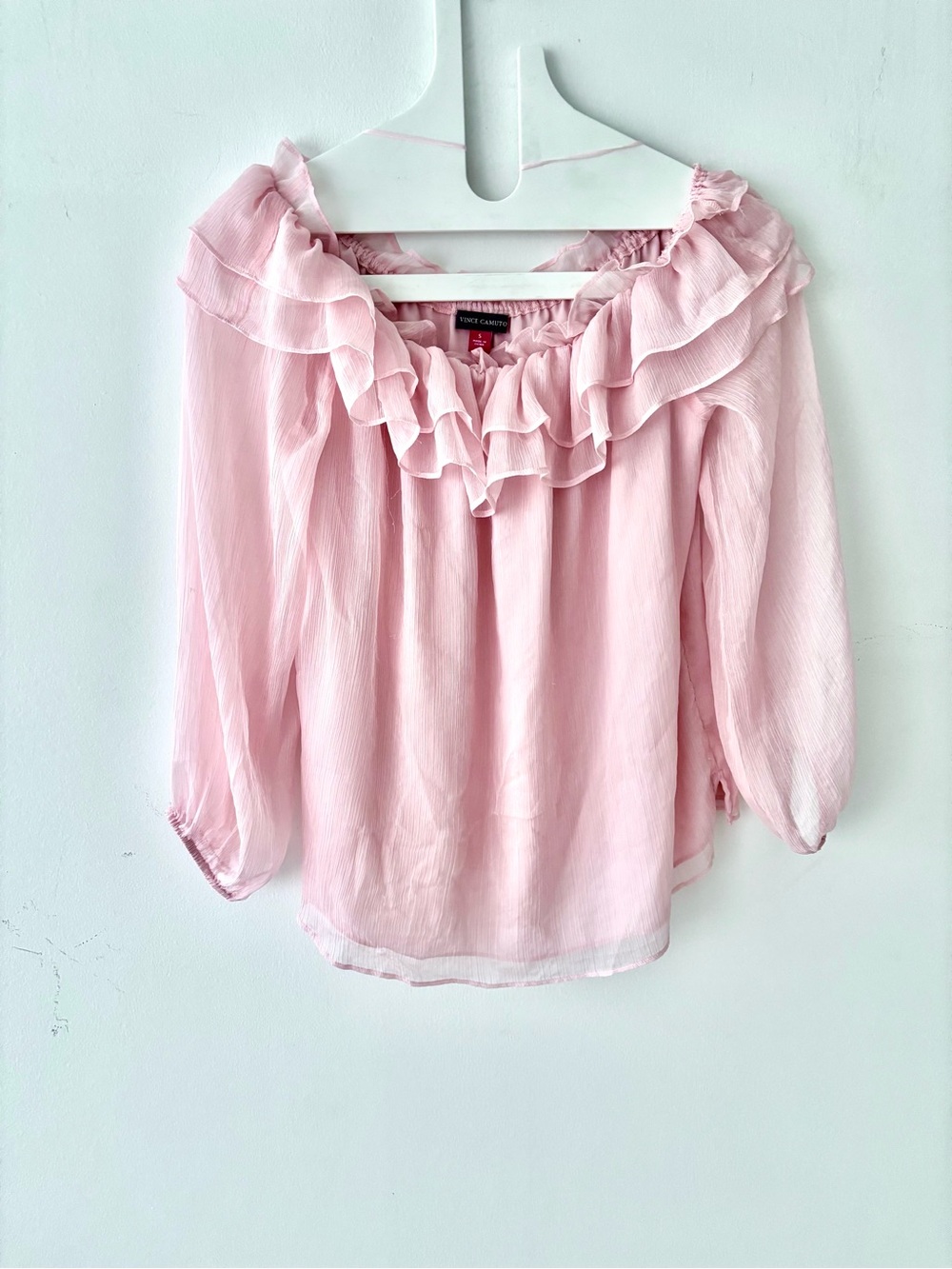 Vince Camuto off the shoulder light pink ruffle blouse S